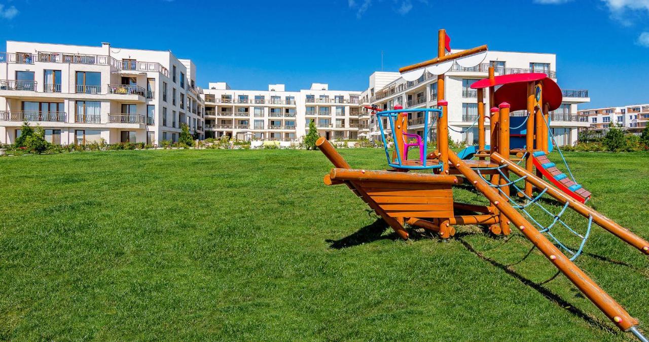 Sea Panorama Apartment - Diamond Beach Sarafovo Burgas Екстер'єр фото