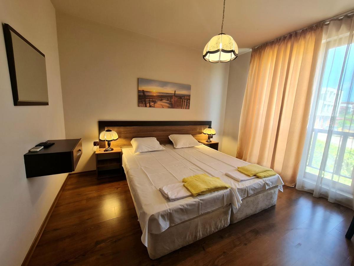 Sea Panorama Apartment - Diamond Beach Sarafovo Burgas Екстер'єр фото