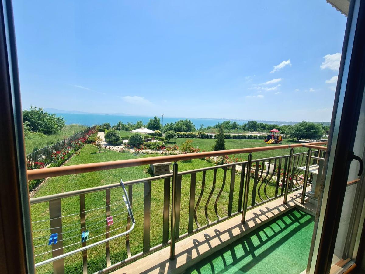 Sea Panorama Apartment - Diamond Beach Sarafovo Burgas Екстер'єр фото