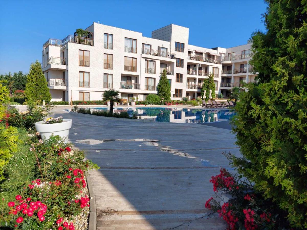 Sea Panorama Apartment - Diamond Beach Sarafovo Burgas Екстер'єр фото
